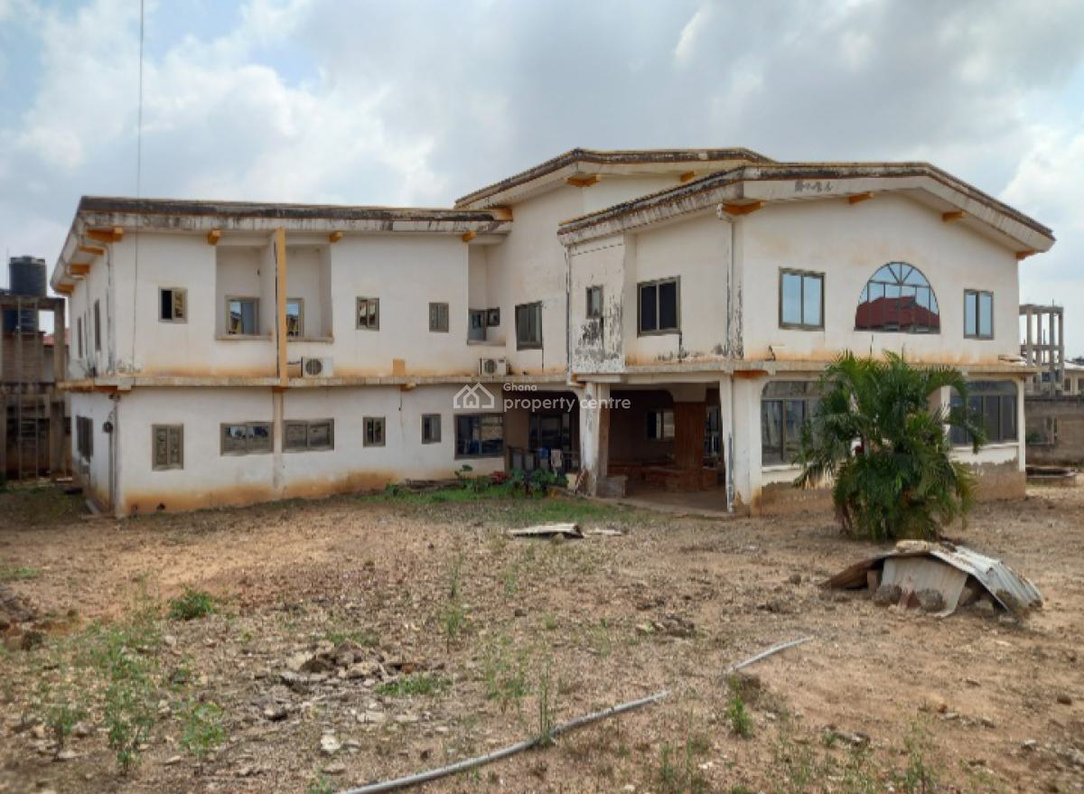 22 Bedrooms, Santasi Anyinam, Near Atasomaso Konkromoase., Kumasi Metropolitan, Ashanti, House for Sale