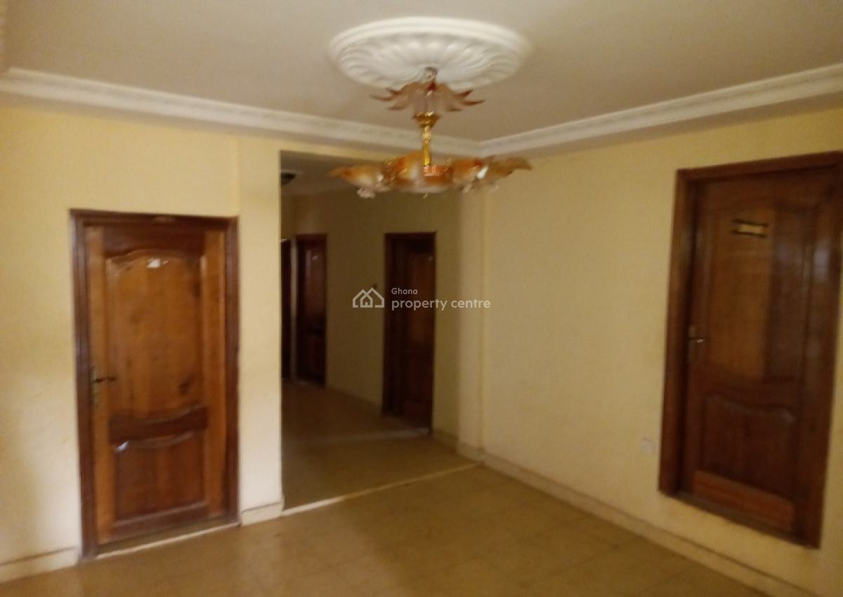 22 Bedrooms, Santasi Anyinam, Near Atasomaso Konkromoase., Kumasi Metropolitan, Ashanti, House for Sale