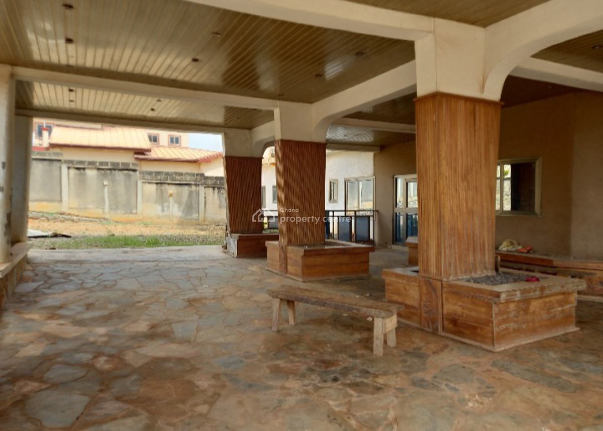 22 Bedrooms, Santasi Anyinam, Near Atasomaso Konkromoase., Kumasi Metropolitan, Ashanti, House for Sale