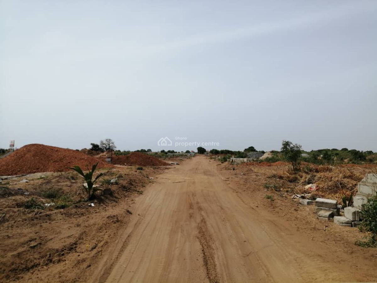 Clean Title Land in Prampram -- No Litigation, Free Documentation, New Ningo Police Station, Prampram, Ningo Prampram District, Accra, Mixed-use Land for Sale