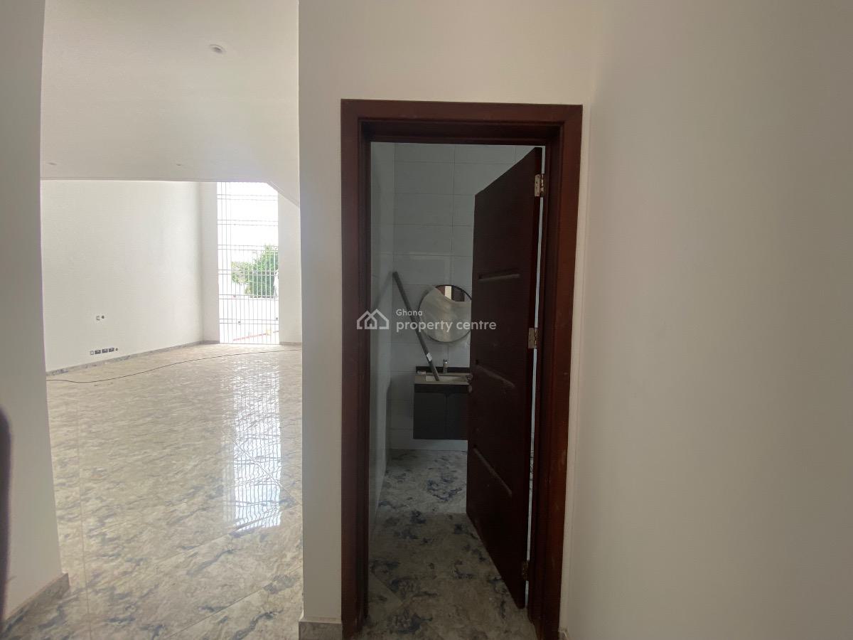 Exquisite 6-bed Villa, Luxury & Panoramic Views!, Trasacco Valley Phase 1, Luciana Blvd, Spintex, Accra, Townhouse for Sale