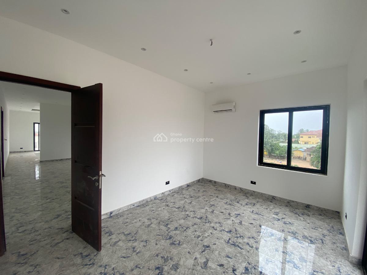 Exquisite 6-bed Villa, Luxury & Panoramic Views!, Trasacco Valley Phase 1, Luciana Blvd, Spintex, Accra, Townhouse for Sale