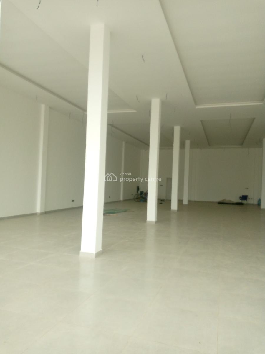 a Big Office Space Available @ Manet Road, East Airport, Airport Residential Area, Accra, Office Space for Rent