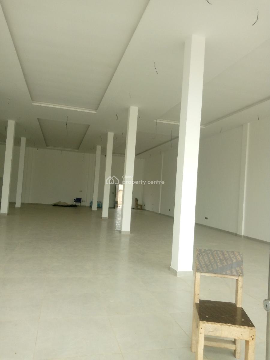 a Big Office Space Available @ Manet Road, East Airport, Airport Residential Area, Accra, Office Space for Rent