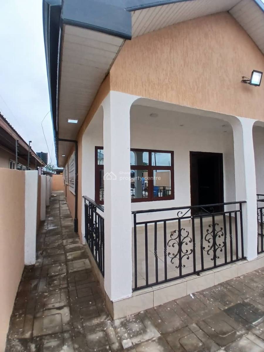 3 Bedrooms at Franko  Estate, Acp Franko Estate, Ga East Municipal, Accra, Detached Bungalow for Rent