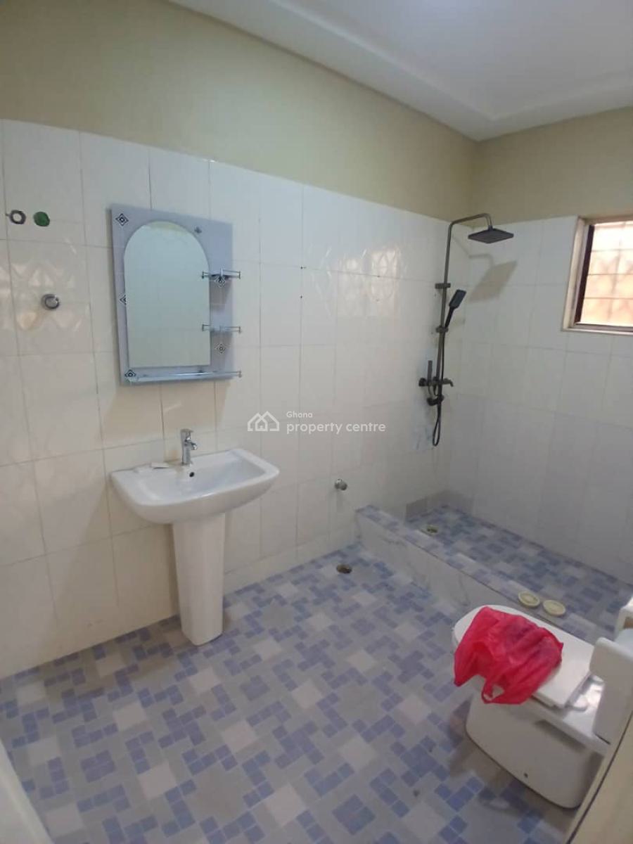 3 Bedrooms at Franko  Estate, Acp Franko Estate, Ga East Municipal, Accra, Detached Bungalow for Rent