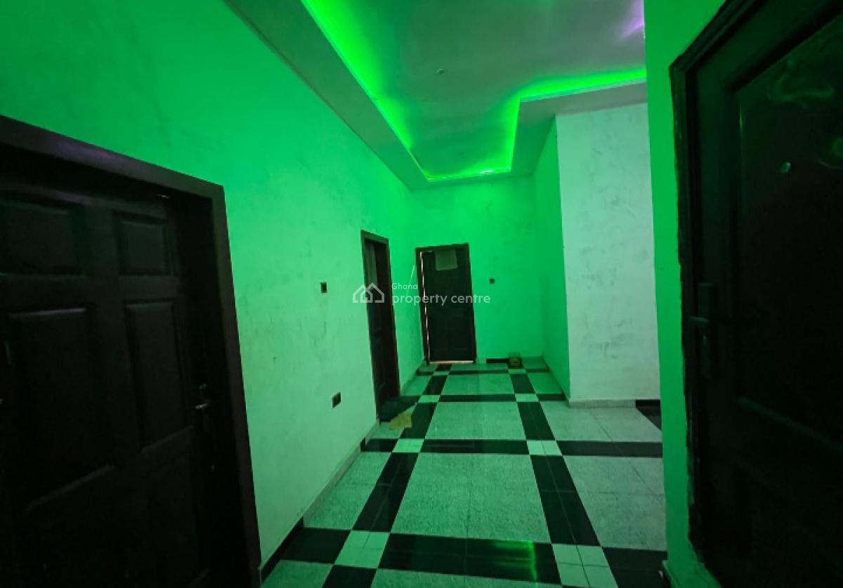 4 Bedrooms, Asuofia Asaaman, on Abrepo Barekese Road., Kumasi Metropolitan, Ashanti, House for Sale