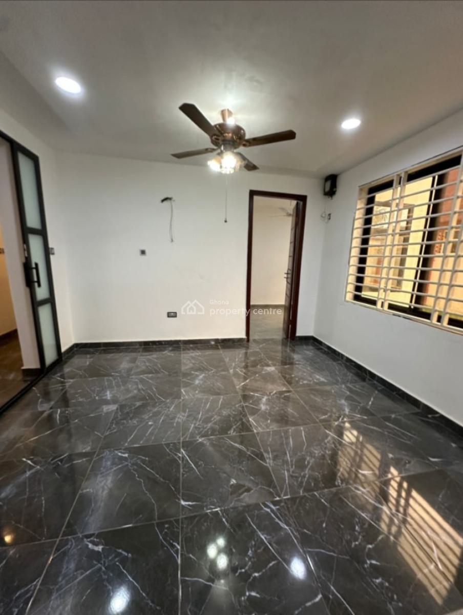 Executive 5 Bedrooms, Ashaley Botwe, Adenta Municipal, Accra, House for Sale