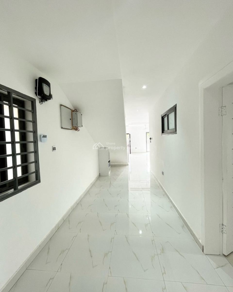 Executive Newly Built 4 Bedrooms, Oyarifa, La Nkwantanang Madina Municipal, Accra, House for Sale