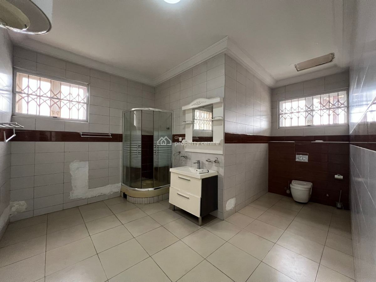 Executive 6 Bedrooms, East Legon, Accra, House for Sale