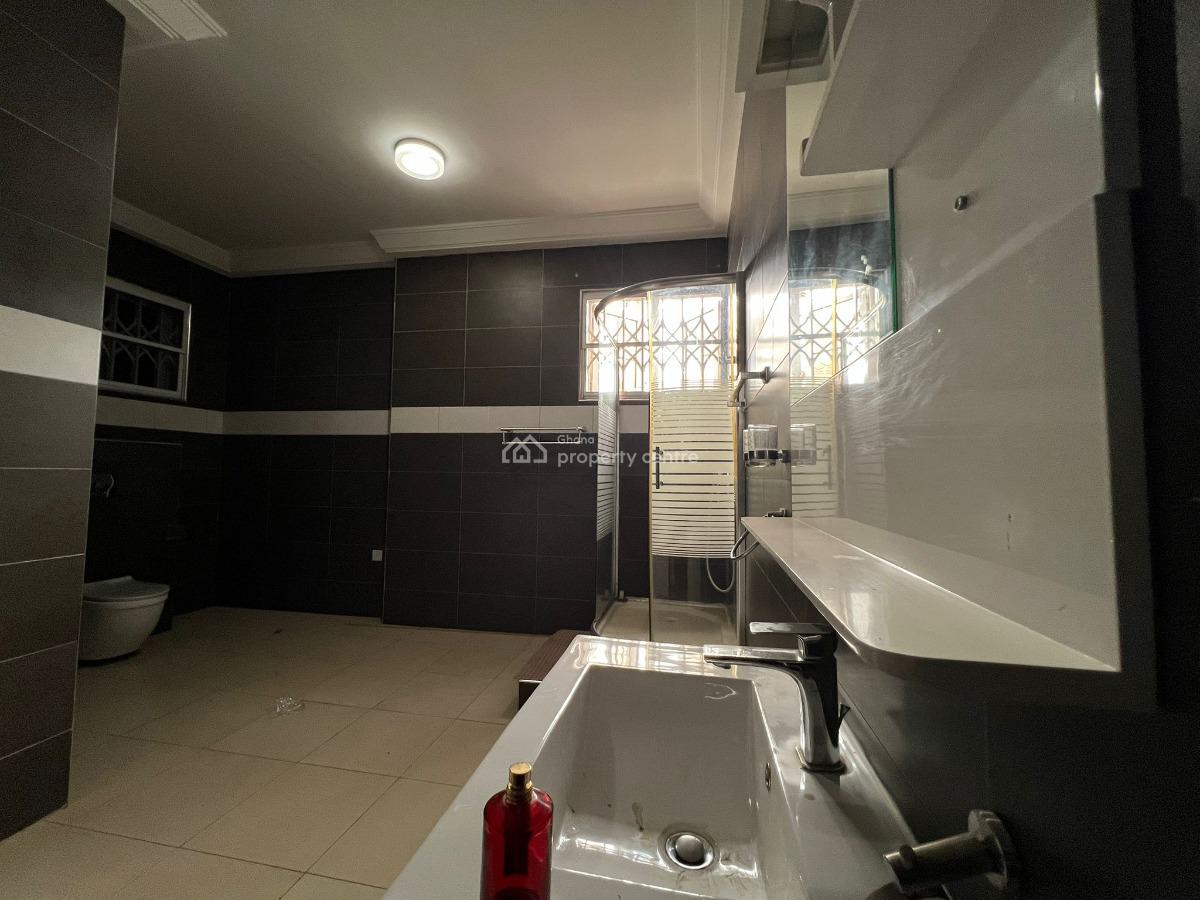 Executive 6 Bedrooms, East Legon, Accra, House for Sale