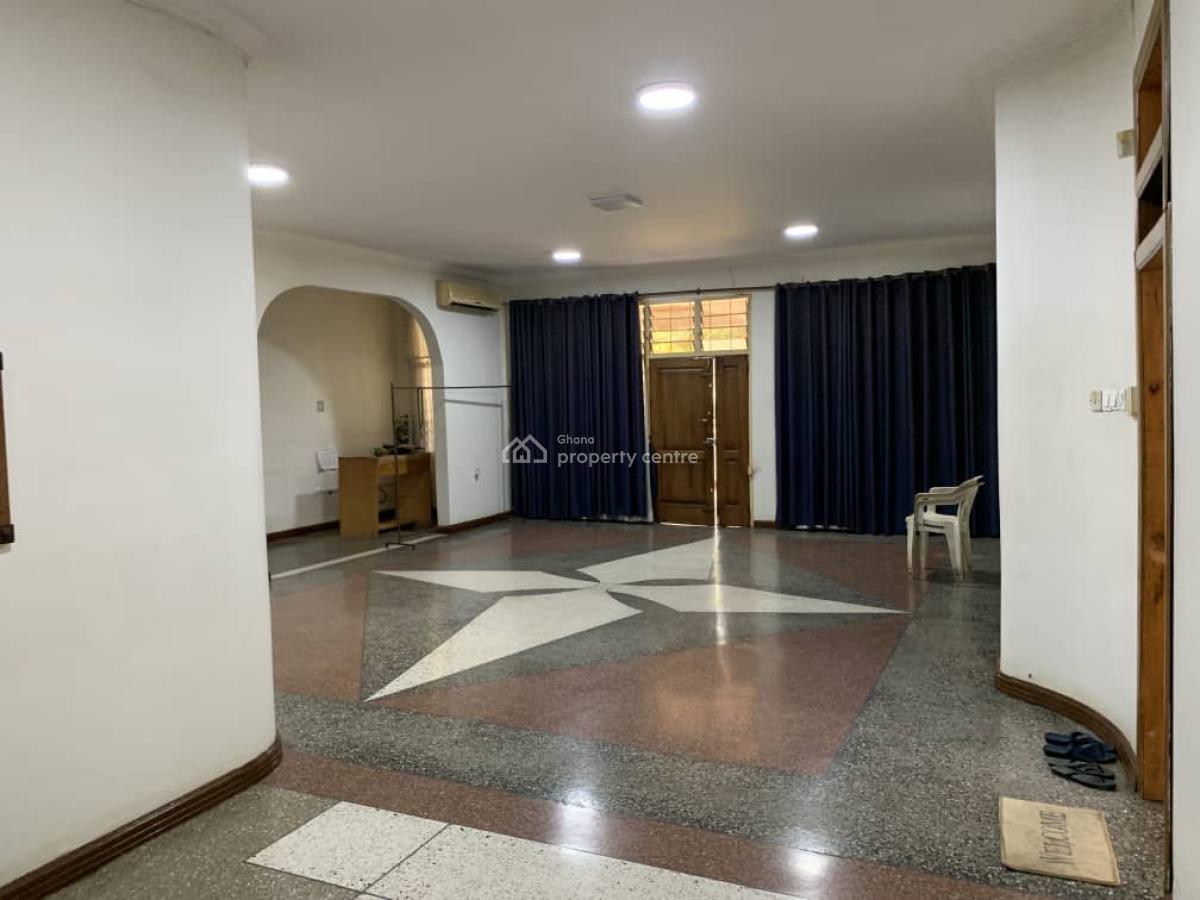 Executuve Self Compound 5 Bedroom, Achimota, Accra, House for Rent