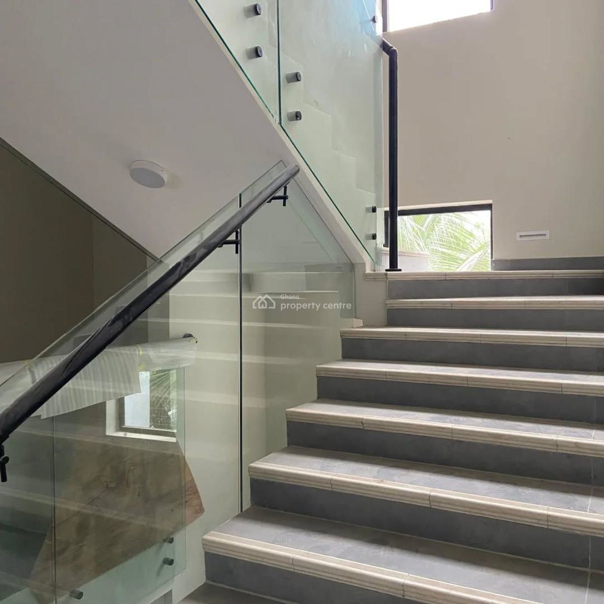 Executive 4 Bedroom, Spintex, Accra, House for Sale