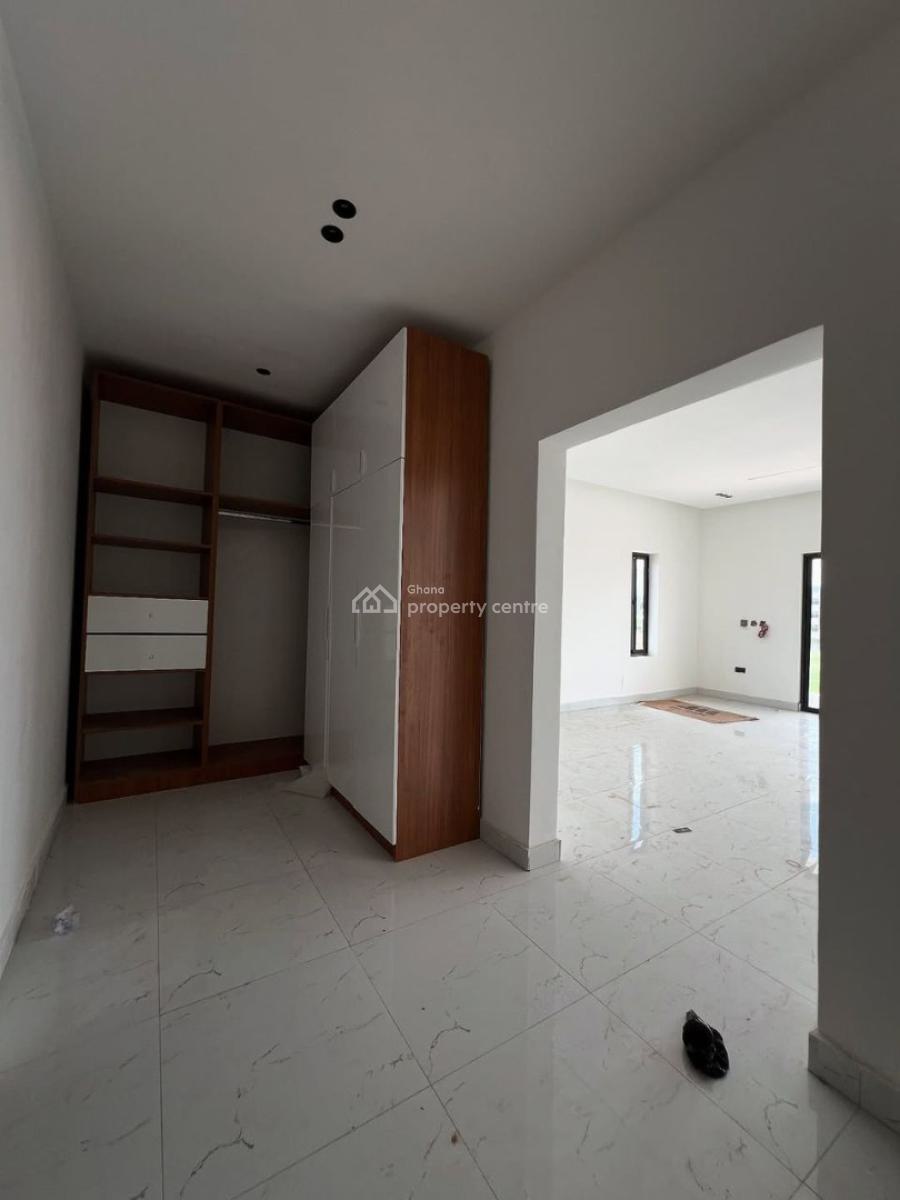 Executive Off Plan En-suite 4 Bedroom, Oyarifa, La Nkwantanang Madina Municipal, Accra, House for Sale