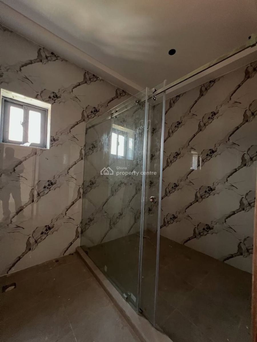 Executive Off Plan En-suite 4 Bedroom, Oyarifa, La Nkwantanang Madina Municipal, Accra, House for Sale