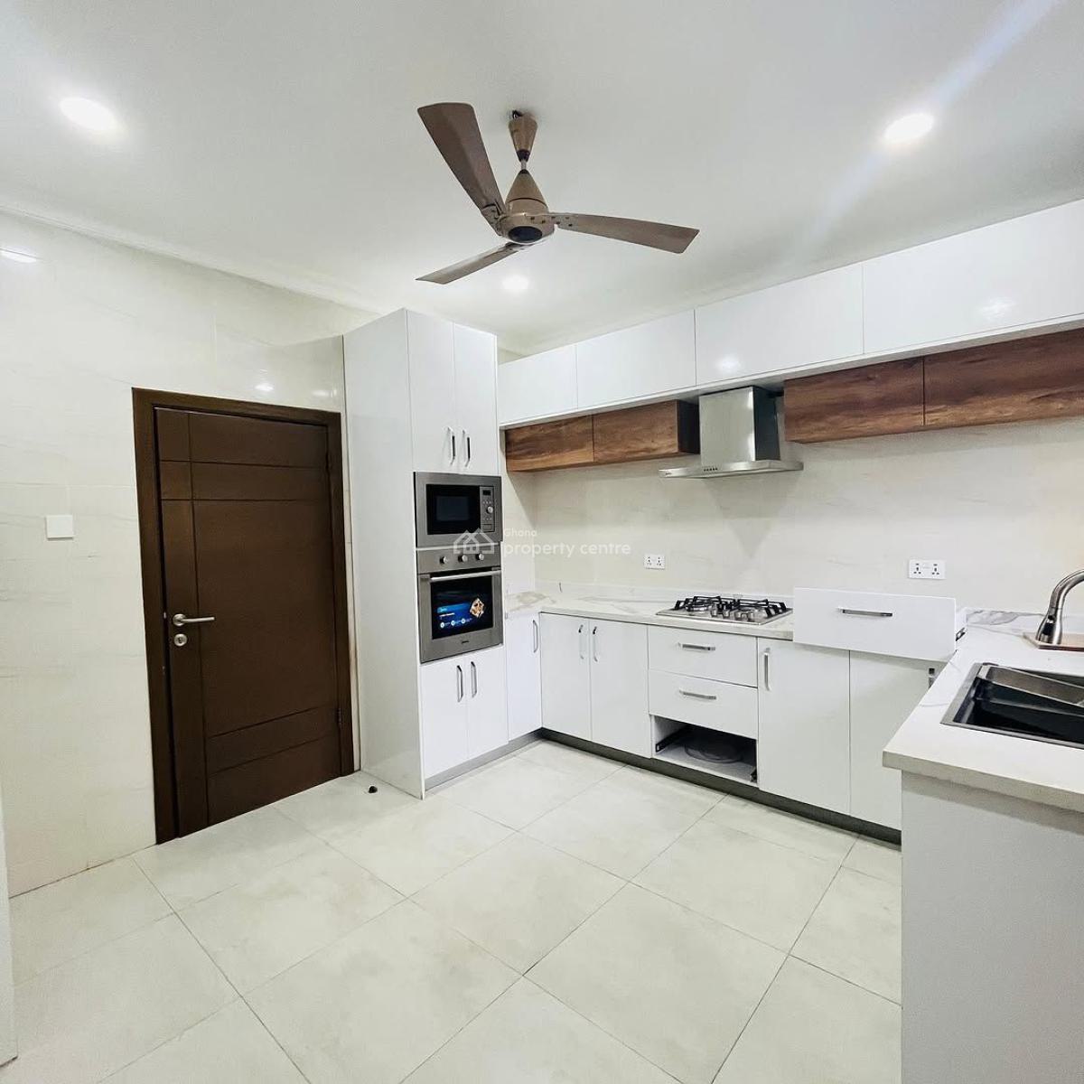 Executive Semi-detached 3 Bedroom, Spintex, Accra, House for Sale