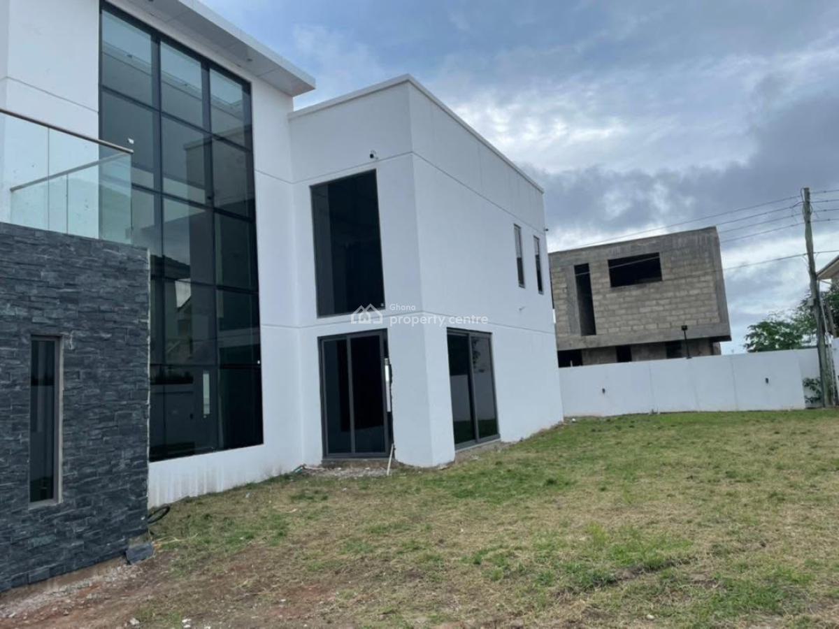 Executive Self-compound 5 Bedroom, Airport Residential Area, Accra, House for Sale
