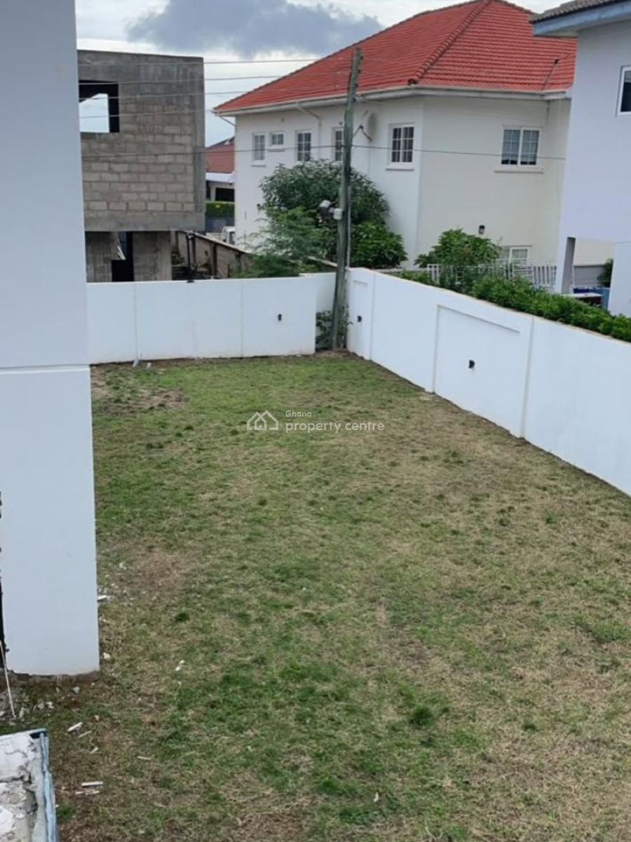 Executive Self-compound 5 Bedroom, Airport Residential Area, Accra, House for Sale