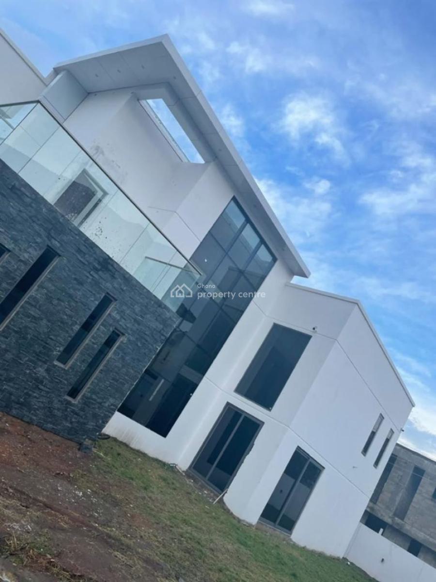 Executive Self-compound 5 Bedroom, Airport Residential Area, Accra, House for Sale