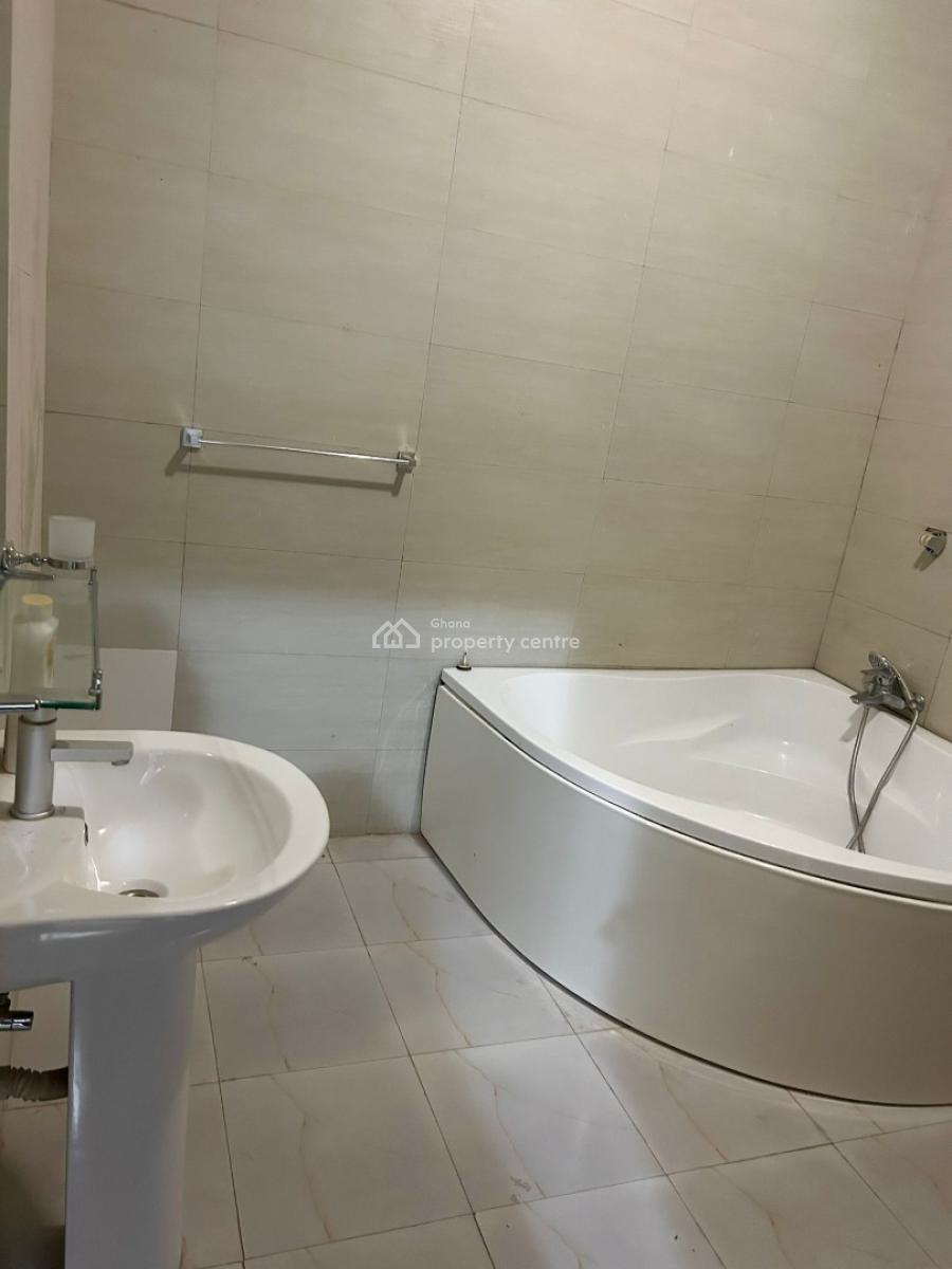 Executive Unfurnished 6 Bedroom, Airport Residential Area, Accra, House for Rent