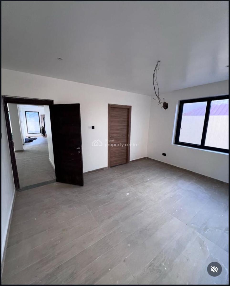 Achimota Abc 6 Bedrooms House, Abc, Achimota, Accra, House for Sale
