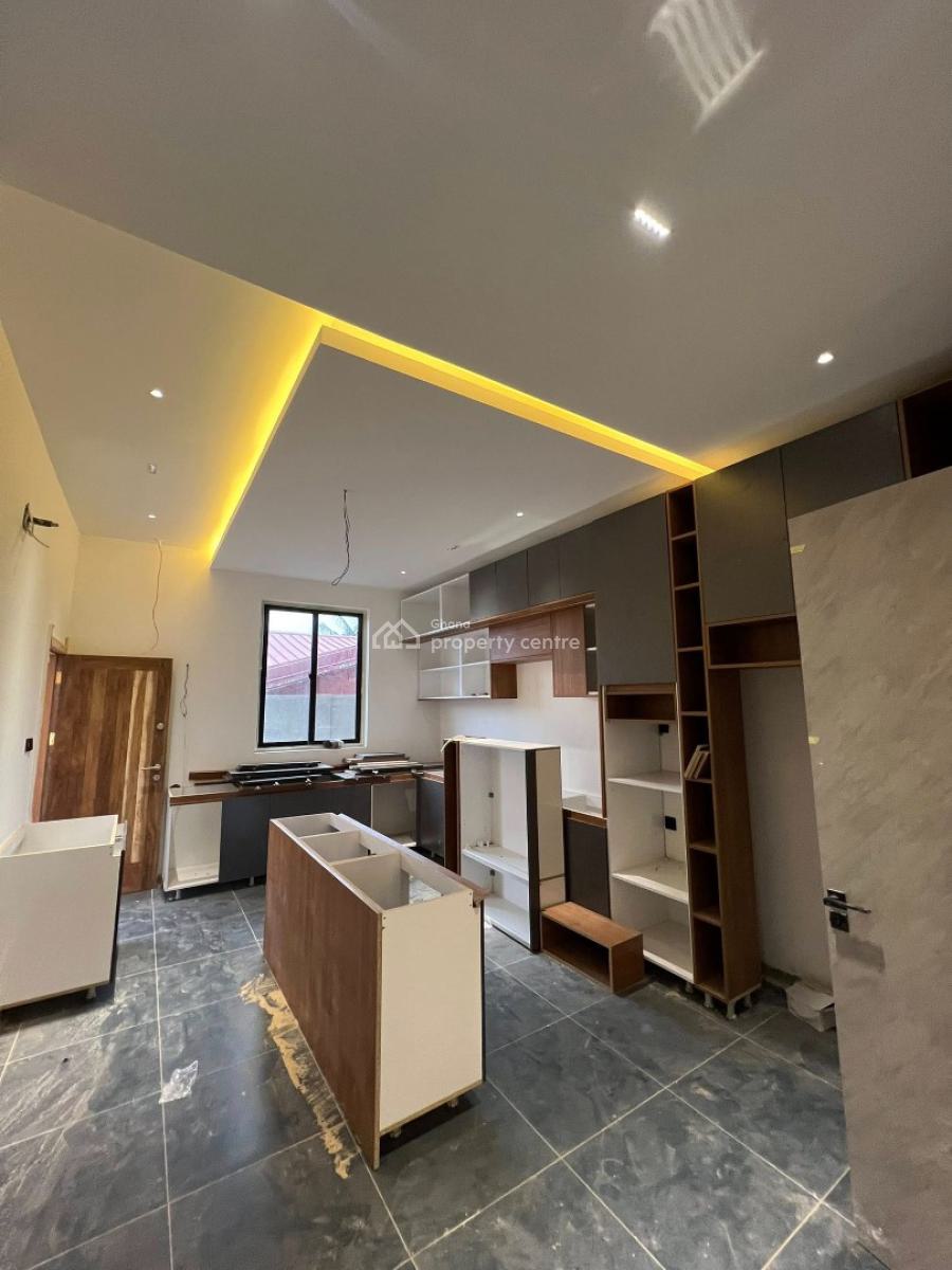 Executive 4 Bedrooms, Oyarifa, La Nkwantanang Madina Municipal, Accra, House for Sale