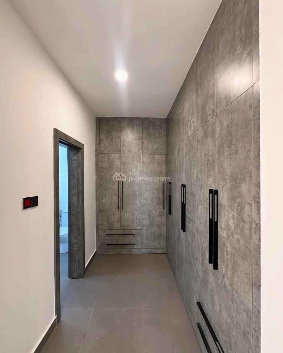 Executive 4 Bedrooms, Ashaley Botwe, Adenta Municipal, Accra, House for Sale
