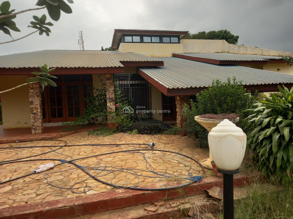 6 Bedrooms, Paraku Estate, Near Ahodwo., Kumasi Metropolitan, Ashanti, House for Sale