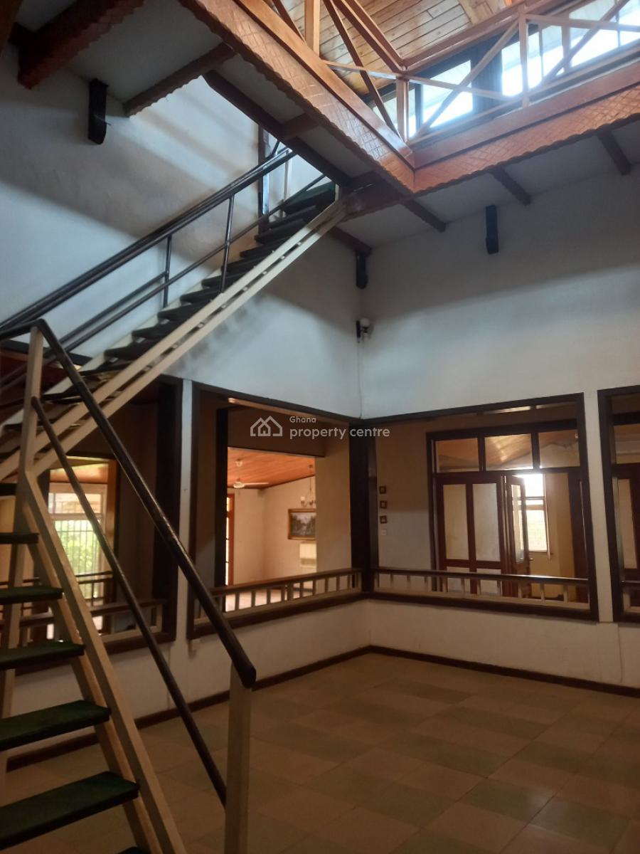6 Bedrooms, Paraku Estate, Near Ahodwo., Kumasi Metropolitan, Ashanti, House for Sale