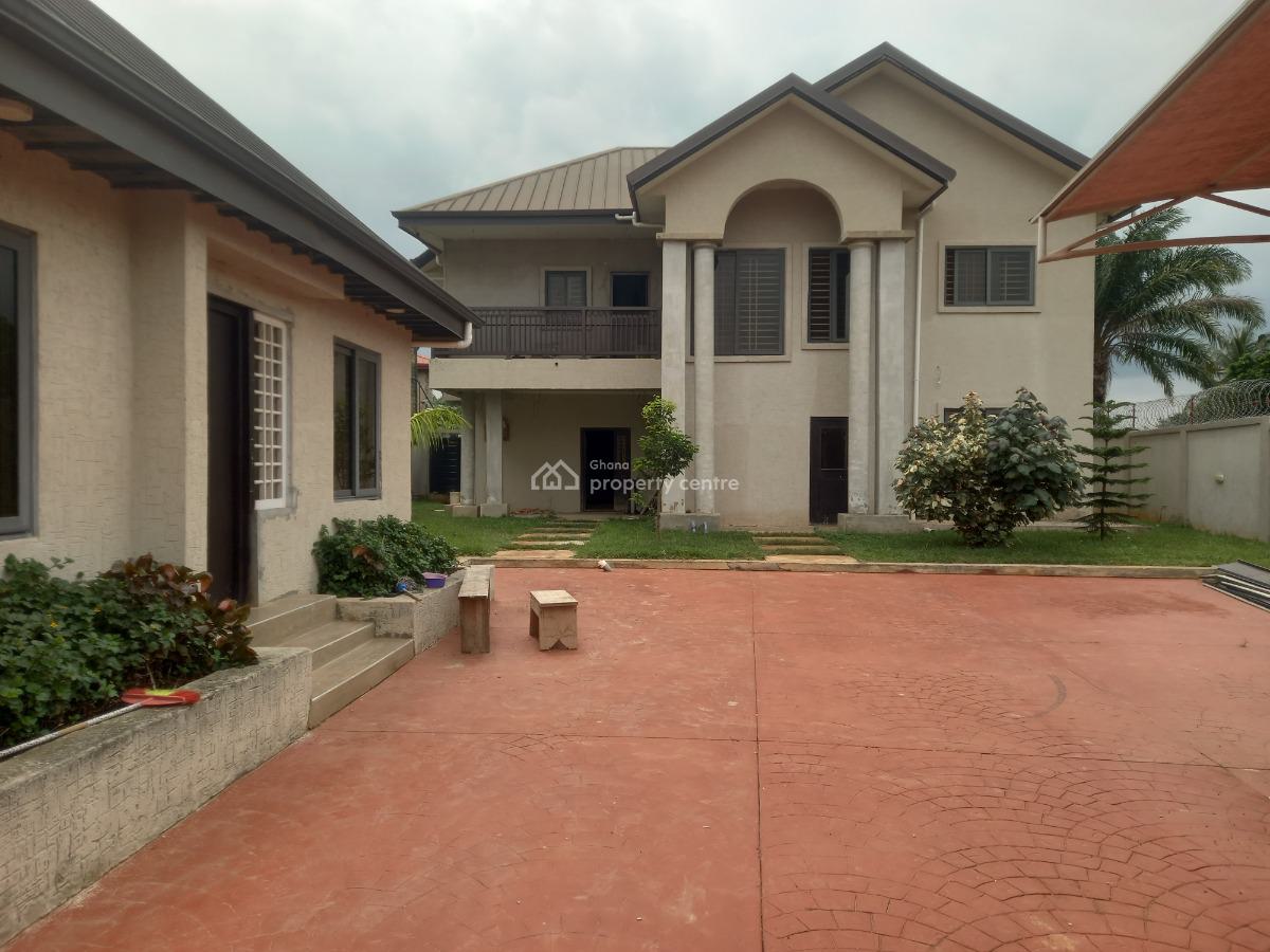 5  Bedrooms, Paraku Estate, Near Ahodwo., Kumasi Metropolitan, Ashanti, House for Sale