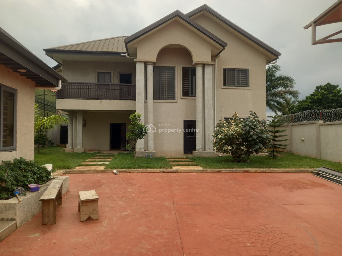 5  Bedrooms, Paraku Estate, Near Ahodwo., Kumasi Metropolitan, Ashanti, House for Sale