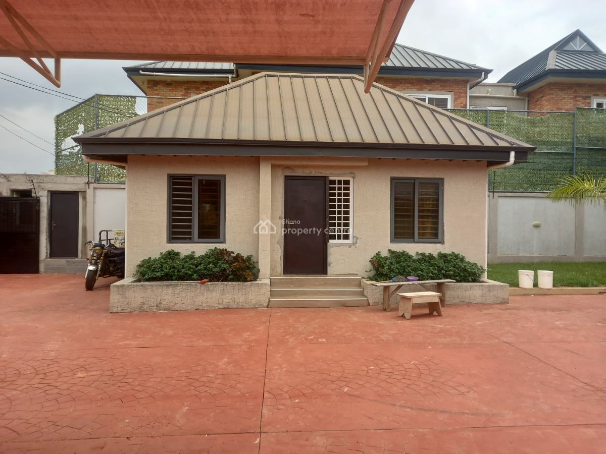 5  Bedrooms, Paraku Estate, Near Ahodwo., Kumasi Metropolitan, Ashanti, House for Sale