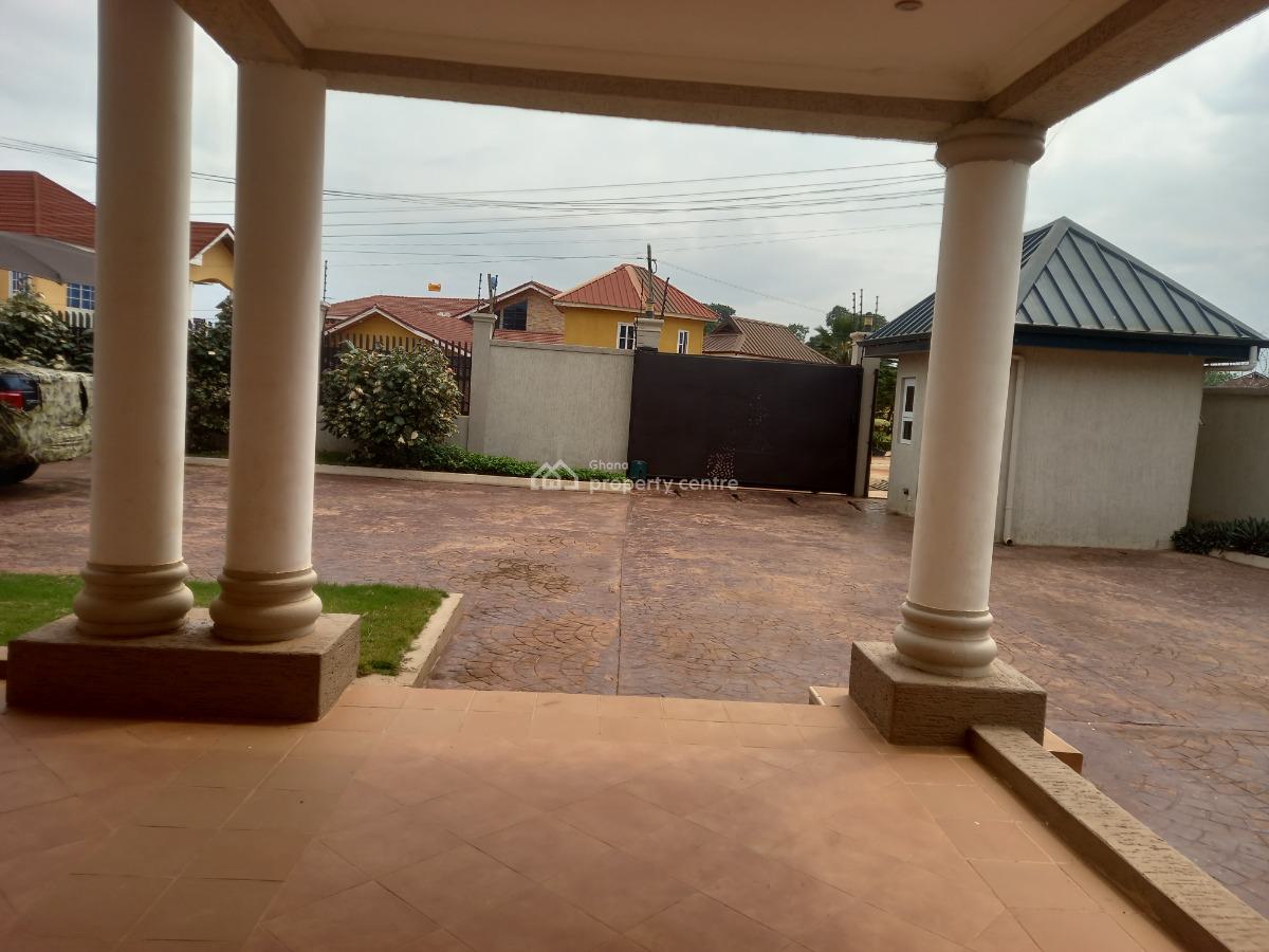 5 Bedrooms, Paraku Estate, Near Ahodwo., Kumasi Metropolitan, Ashanti, House for Sale