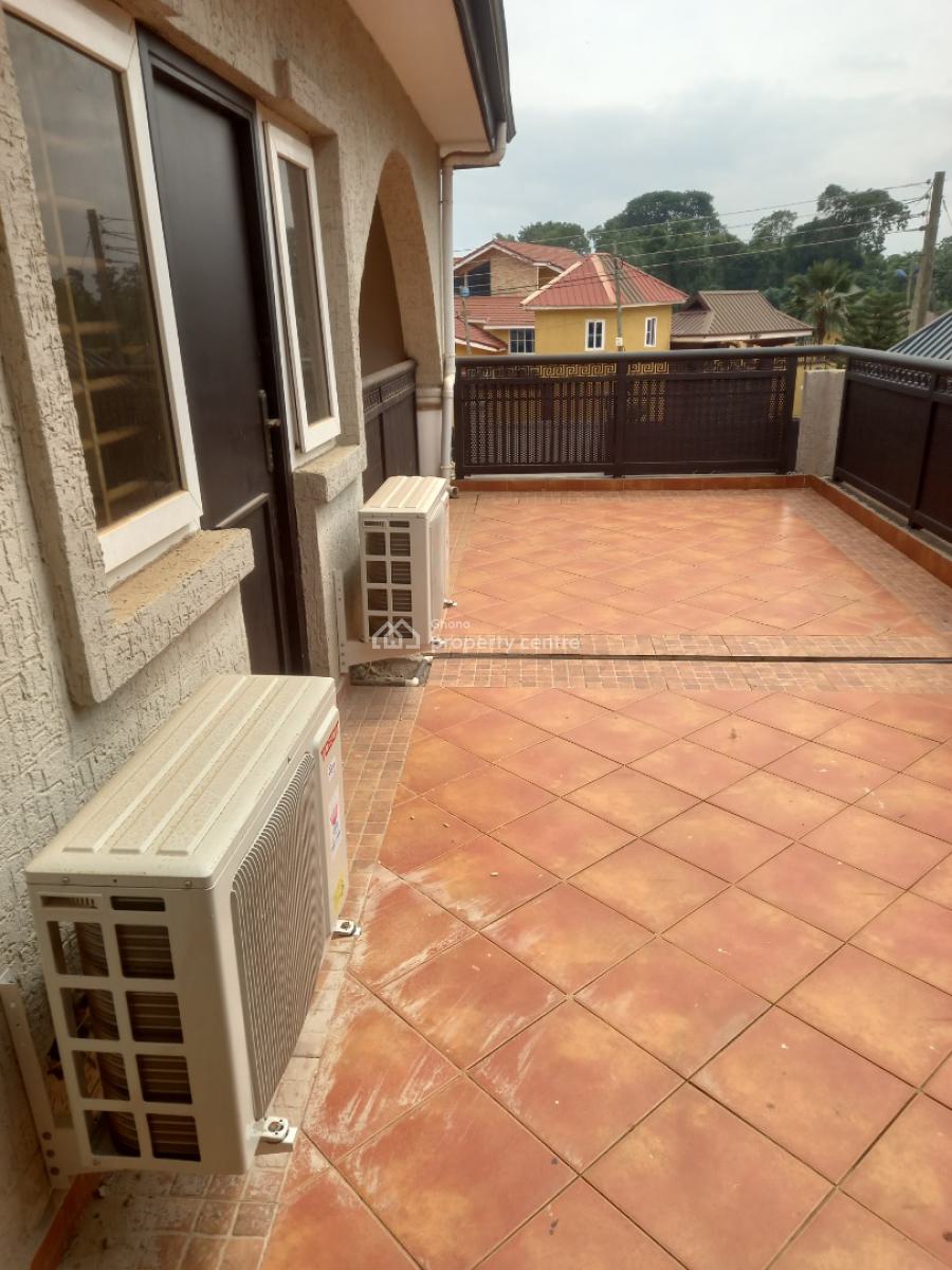 5 Bedrooms, Paraku Estate, Near Ahodwo., Kumasi Metropolitan, Ashanti, House for Sale