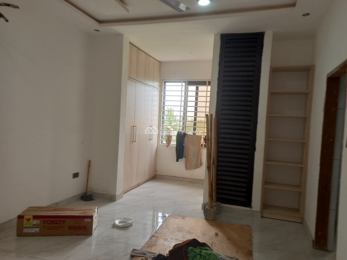 3 Bedrooms, Paraku Estate, Near Ahodwo., Kumasi Metropolitan, Ashanti, House for Sale