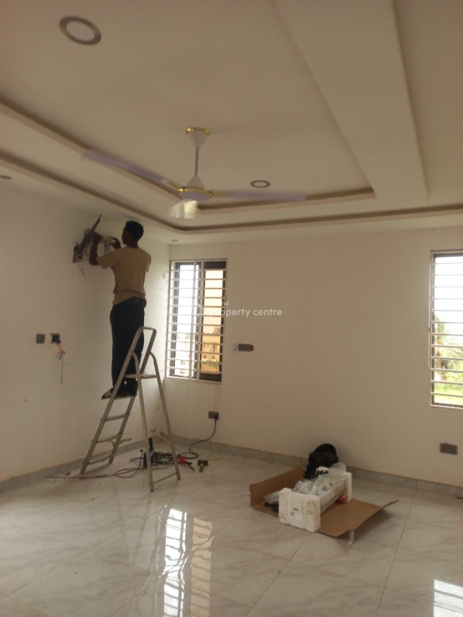 3 Bedrooms, Paraku Estate, Near Ahodwo., Kumasi Metropolitan, Ashanti, House for Sale