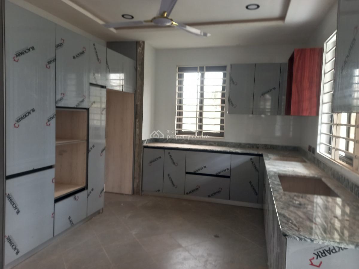 3 Bedrooms, Paraku Estate, Near Ahodwo., Kumasi Metropolitan, Ashanti, House for Sale