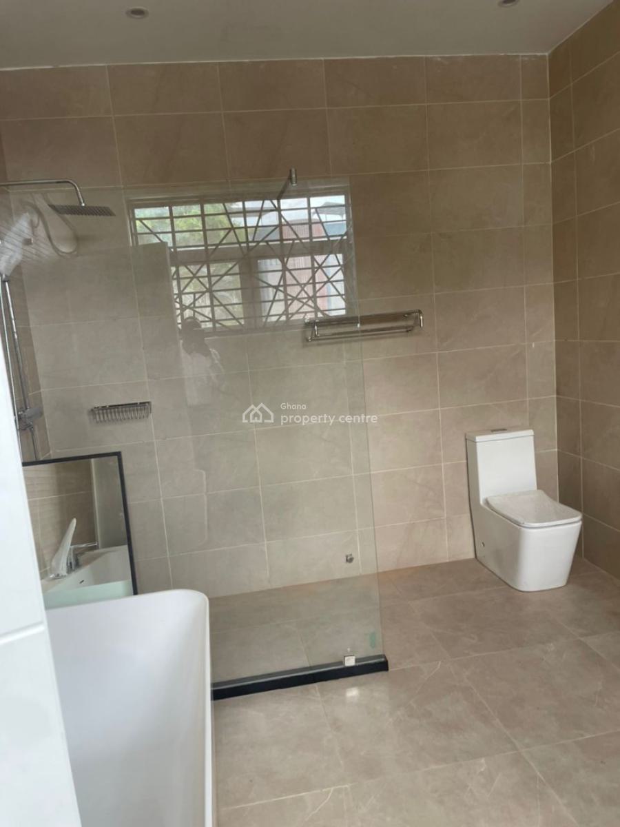 Executive 4 Bedroom, East Legon, Accra, Townhouse for Rent