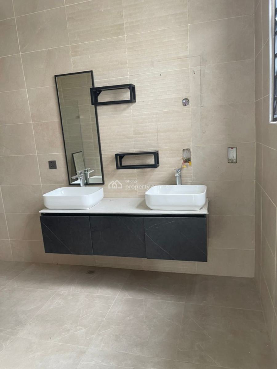 Executive 4 Bedroom, East Legon, Accra, Townhouse for Rent