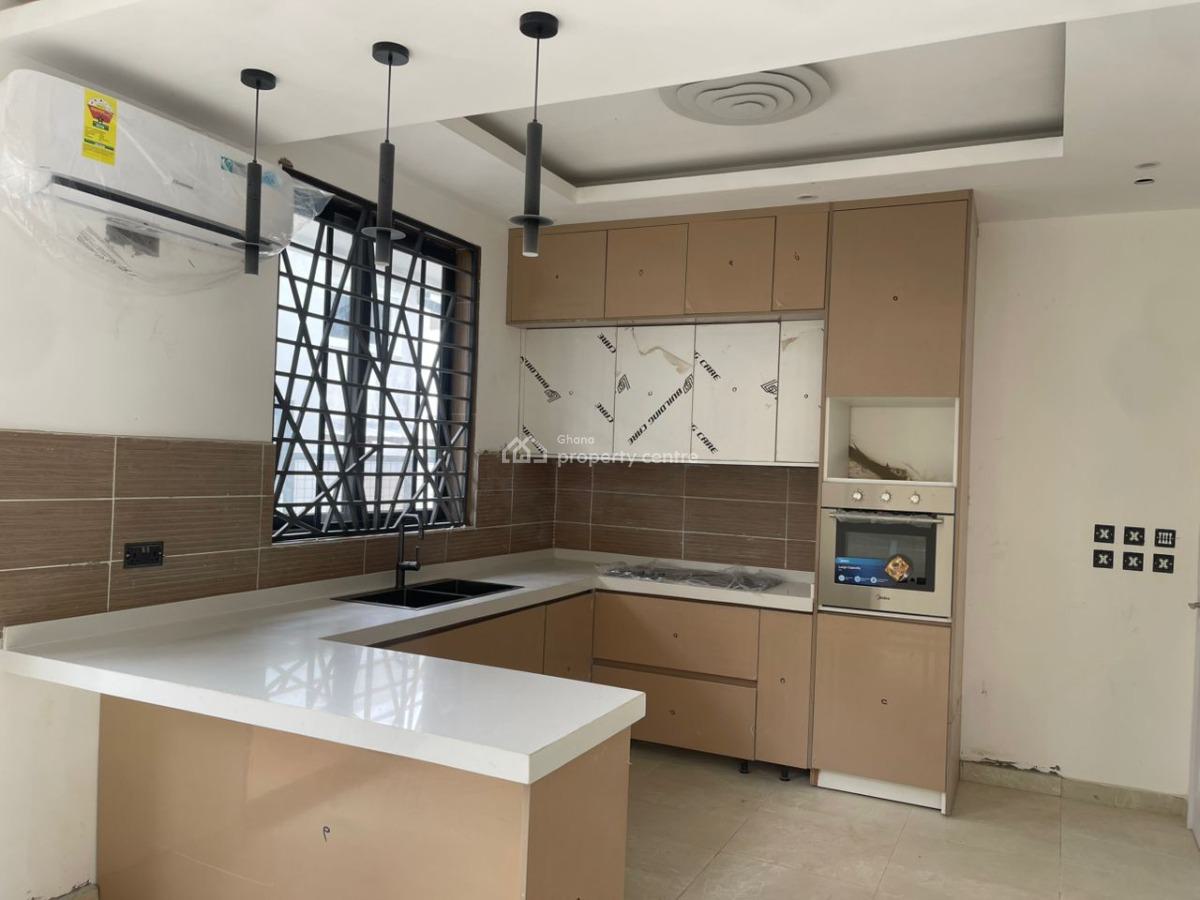 Executive 4 Bedroom, East Legon, Accra, Townhouse for Rent