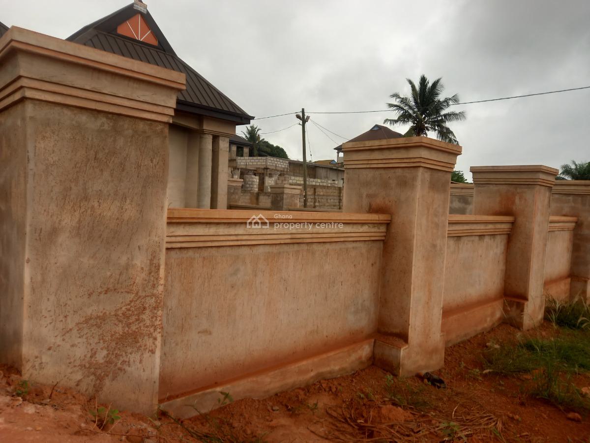4 Bedrooms, Santasi Nkoransa., Kumasi Metropolitan, Ashanti, House for Sale