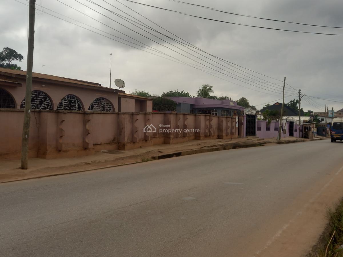 Plot   ( Buokrom Estate) Dote Junction.  150* 100, Buokrom Estate, Dote Junction., Kumasi Metropolitan, Ashanti, Land for Sale