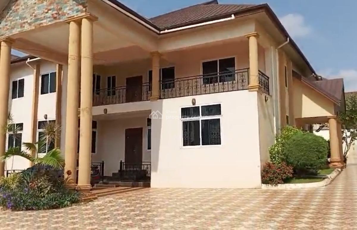 5 Bedrooms, Paraku Estate/ Atasomaso., Kumasi Metropolitan, Ashanti, House for Sale