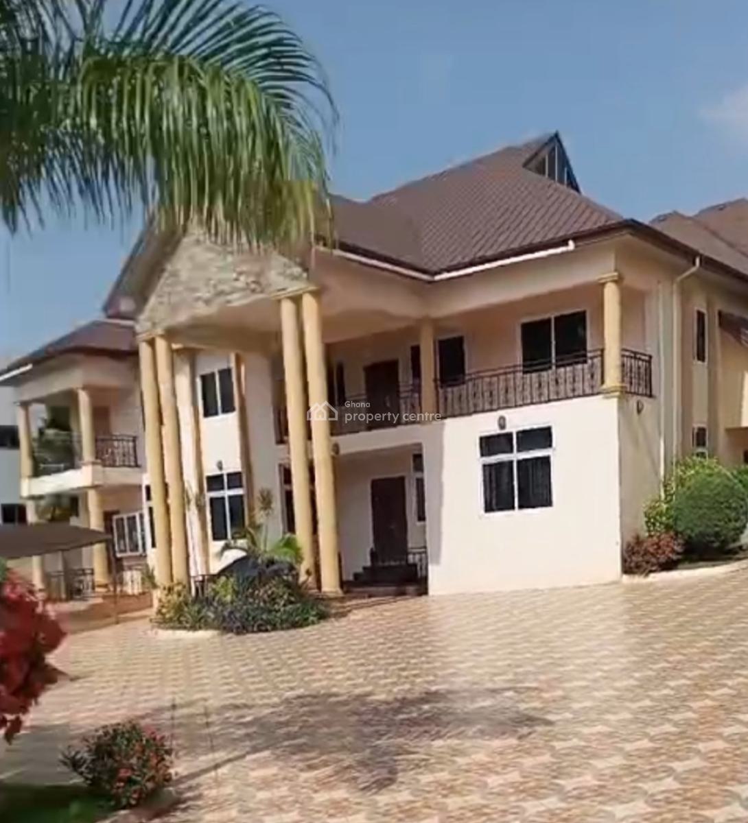 5 Bedrooms, Paraku Estate/ Atasomaso., Kumasi Metropolitan, Ashanti, House for Sale