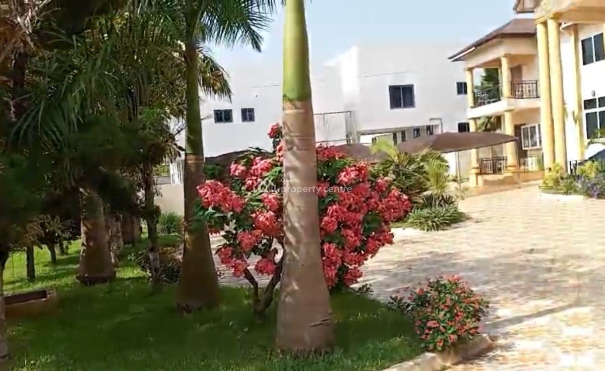 5 Bedrooms, Paraku Estate/ Atasomaso., Kumasi Metropolitan, Ashanti, House for Sale