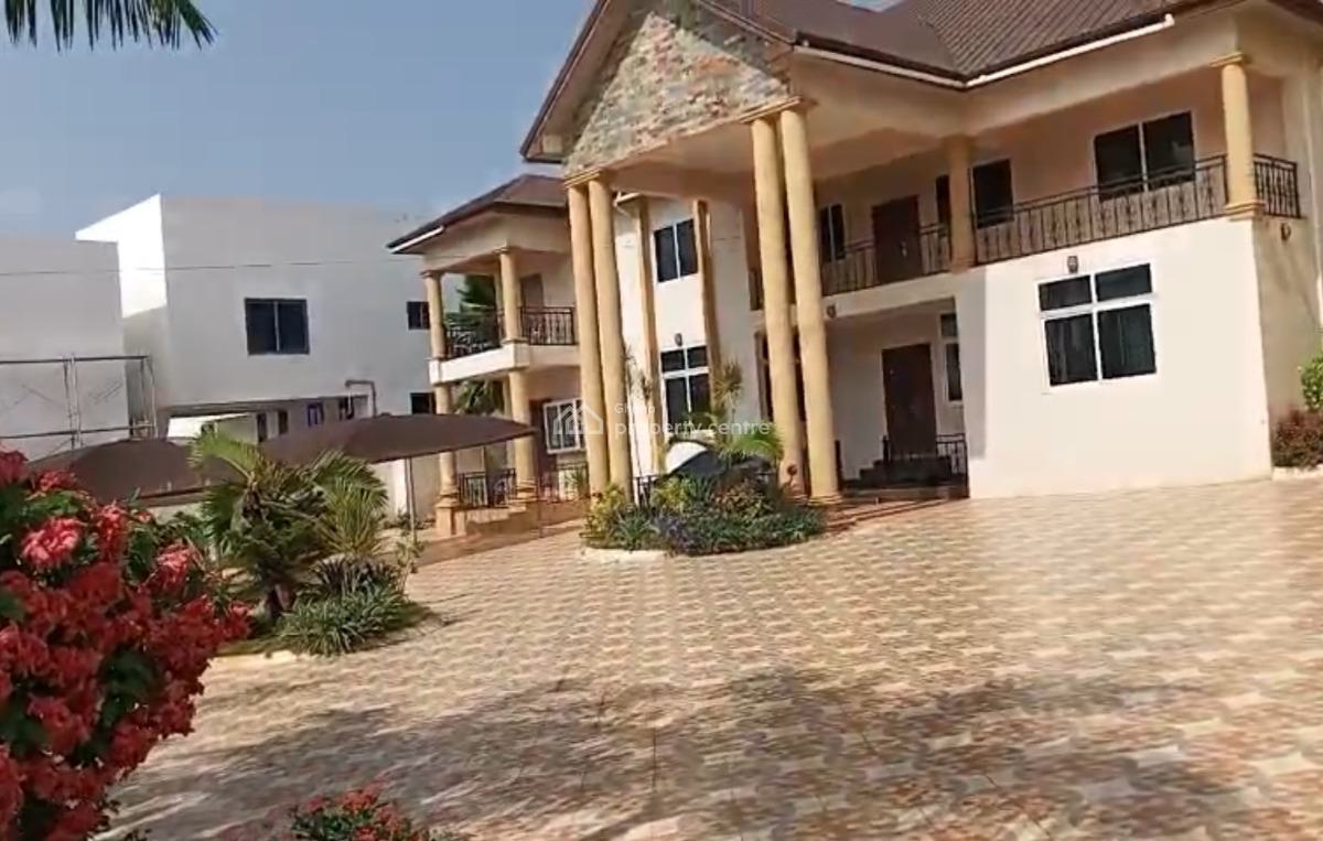 5 Bedrooms, Paraku Estate/ Atasomaso., Kumasi Metropolitan, Ashanti, House for Sale