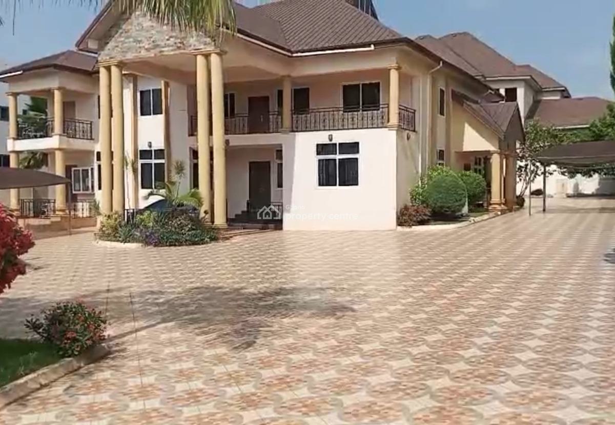 5 Bedrooms, Paraku Estate/ Atasomaso., Kumasi Metropolitan, Ashanti, House for Sale
