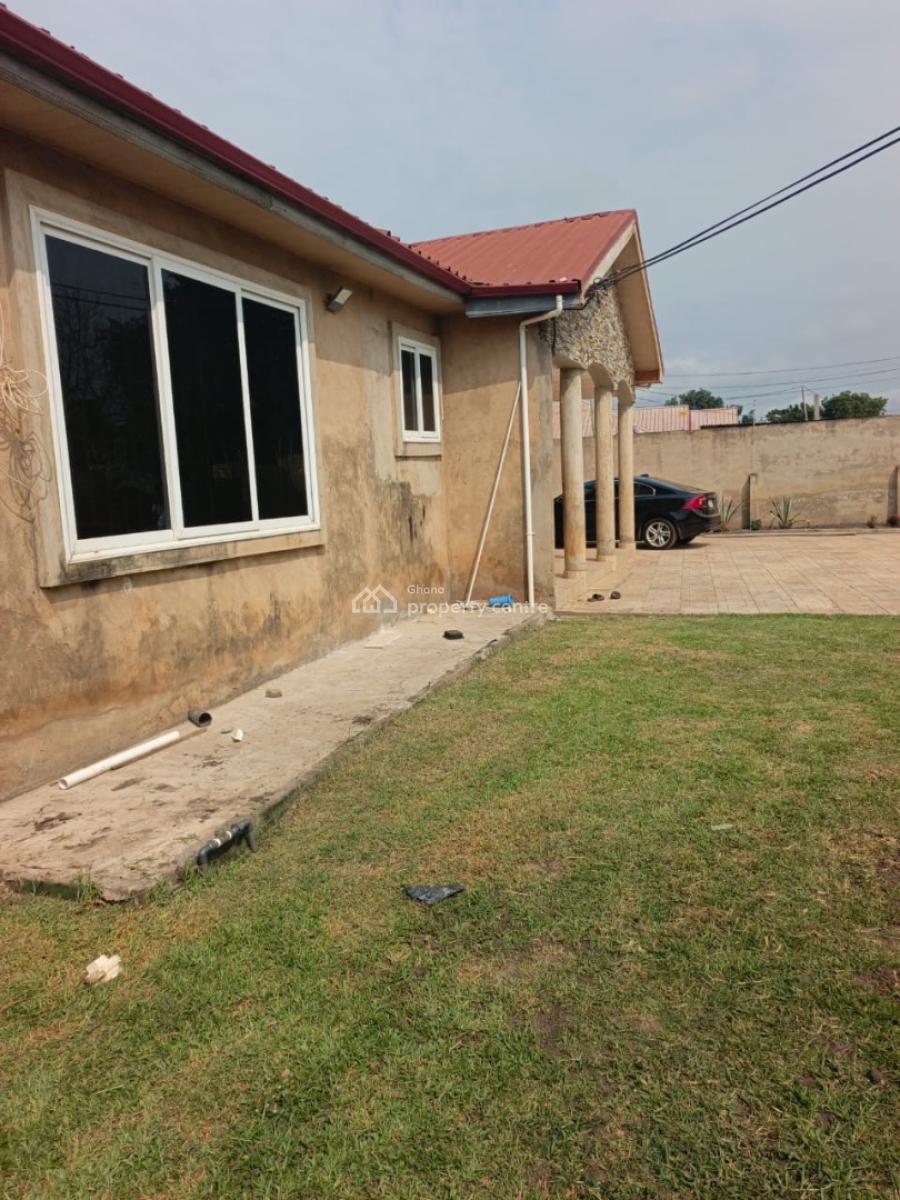 4 Bedrooms at Adenta, Home Love School, Adenta Municipal, Accra, House for Rent