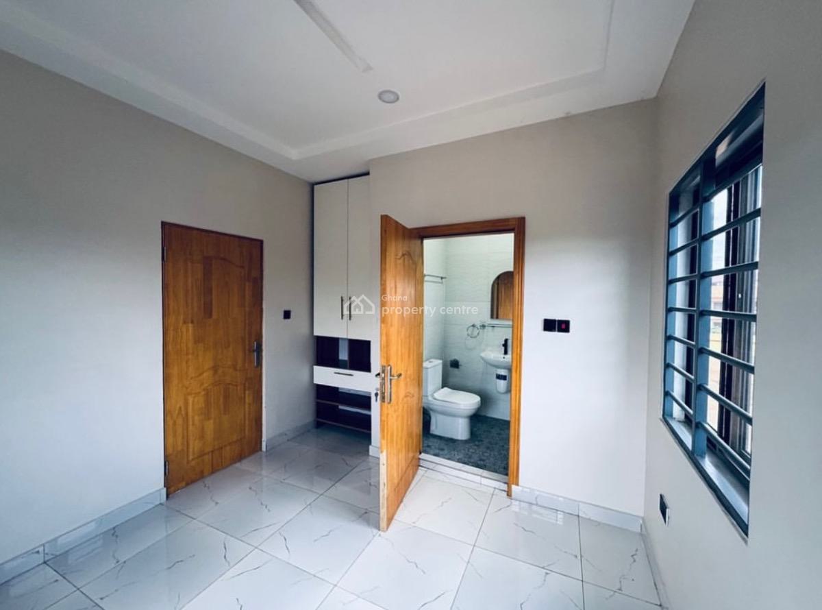 3 Bedroom Townhouse in a Gated Community, Lakeside, Ashaley Botwe, Adenta Municipal, Accra, Townhouse for Rent