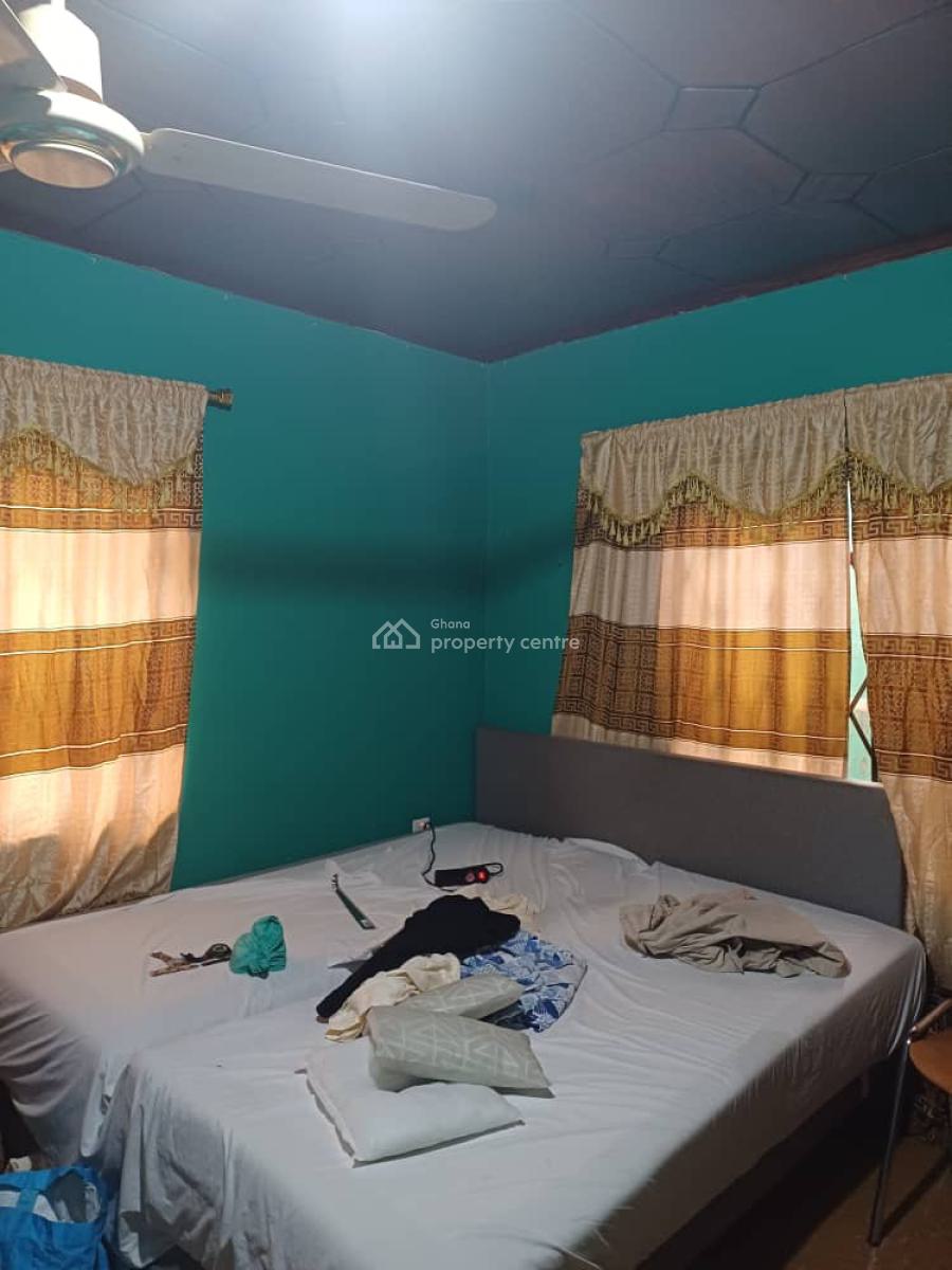 4 Bedrooms at Dome K Boat, K Boat, Dome, Ga East Municipal, Accra, Detached Bungalow for Sale